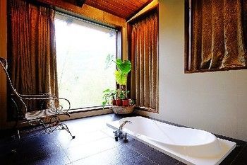 Zhuo Ye Cottage Miaoli Exteriör bild